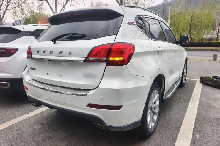 Used Haval H2 2018 Red-Label 1.5T Manual Two-Wheel Drive Elite Model

