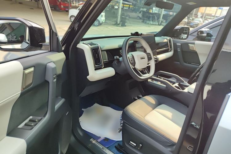 Used iCAR 03T 2024 501km Four-wheel Drive Long-Range Version Driver Seat