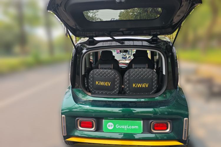 Used Baojun KiWi EV 2021 Artist Model Ternary Lithium Trunk