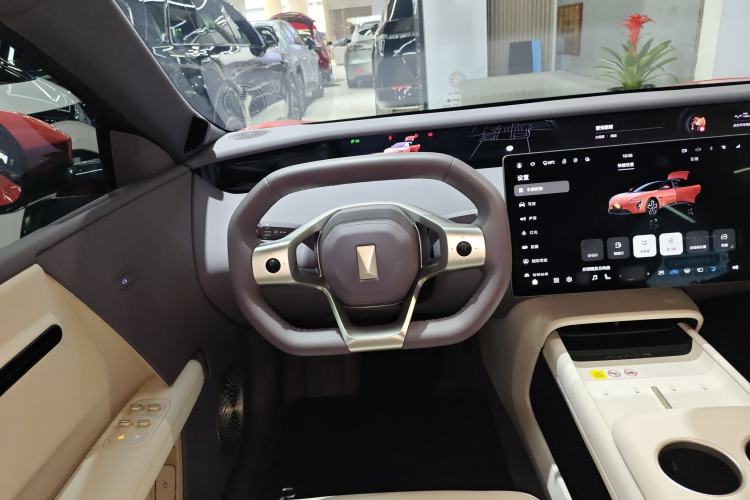 Used Avatr 06 2025 Pro Range-Extended Edition Steering Wheel