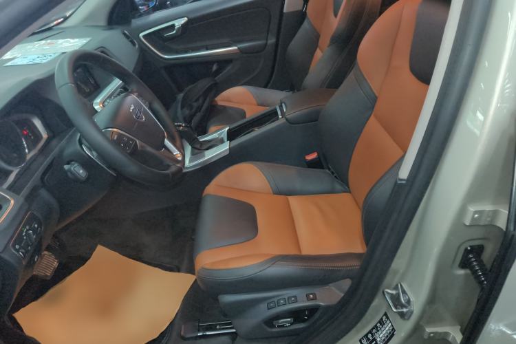 Used Volvo V60 2017 Cross Country T5 AWD China V Standard