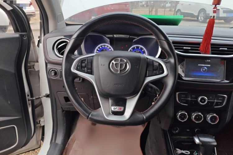 Used Brilliance V3 2016 1.5L Automatic Elite Model
