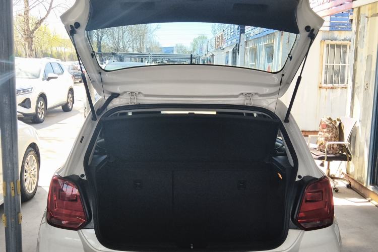 Used Volkswagen Polo 2018 1.5L Automatic Enjoyment Model Trunk