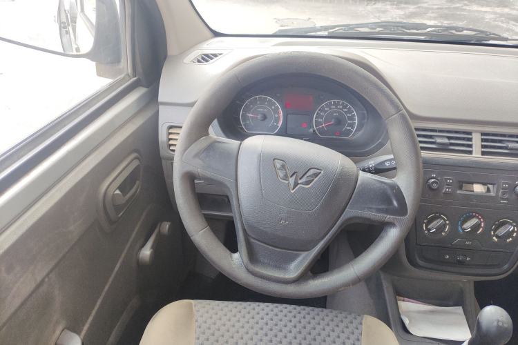 Used Wuling Zhiguang V 2017 1.2L Base Version LMH
