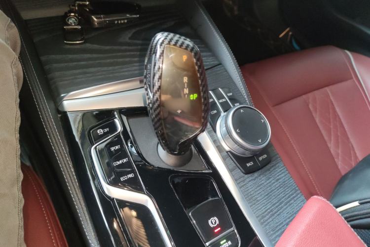 Used BMW 5 Series 2022 Restyled 530Li Leading Edition M Sport Package
