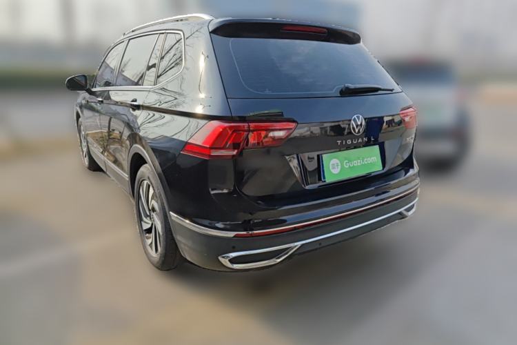 Used Volkswagen Tiguan L 2023 300TSI Automatic Two-Wheel Drive Smart Edition
