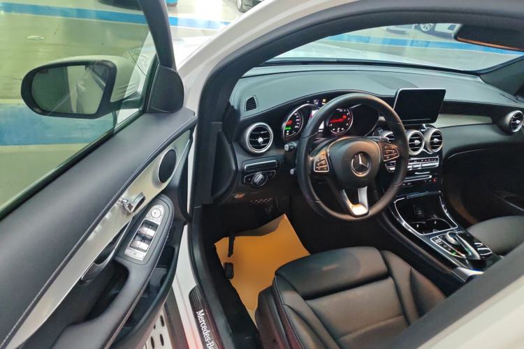 Used Mercedes-Benz GLC 2019 GLC 200 L 4MATIC Driver Seat