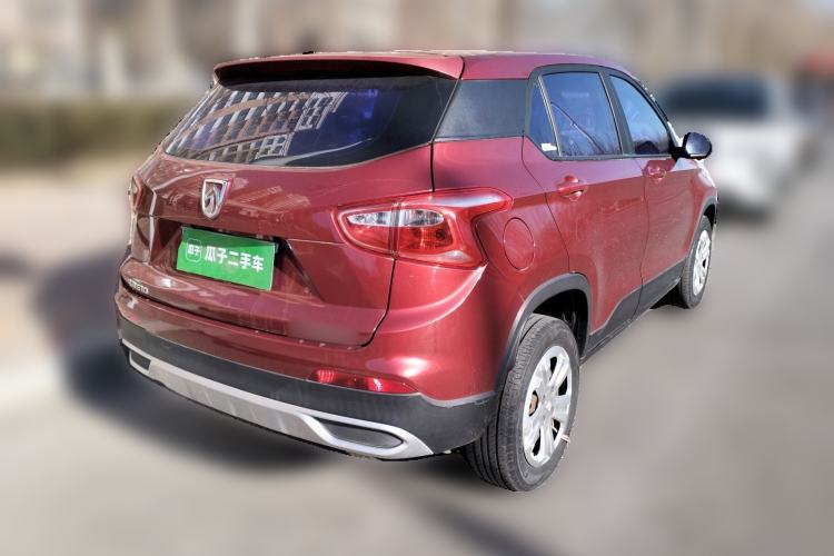 Used Baojun 510 2017 1.5L manual Comfort trim
