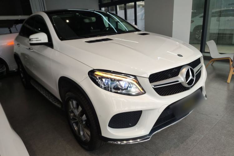 Used Mercedes-Benz GLE Coupe 2017 GLE 400 4MATIC Coupe SUV

