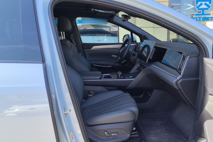 Used BYD Song L DM-i 2025 Intelligent Driving Version 160 km Beyond-Range Type