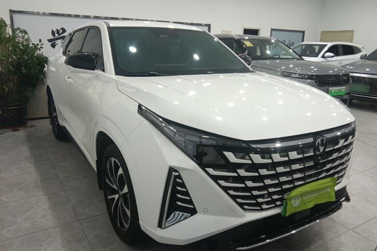 Used CHANGAN UNI-Z New Energy 2024 Blue Whale Smart Electric iDD 125km Beyond Edition Front Right 45 Deg