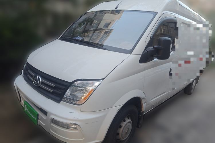 Used SAIC MAXUS Xintu V80 2023 2.0T Manual Classic City Delivery King Long Wheelbase Mid-Roof 3-Seater