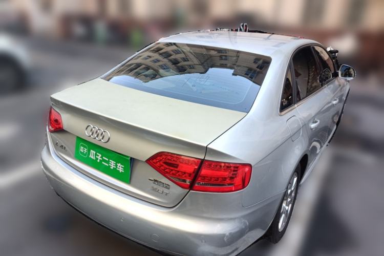 Used Audi A4L 2012 2.0 TFSI automatic standard version