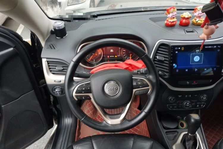 Used Jeep Cherokee 2017 2.4L Leading Edition