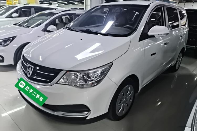 Used Baojun 730 2016 Revised 1.5L Manual Standard Version 7 Seats China V Emission Standard