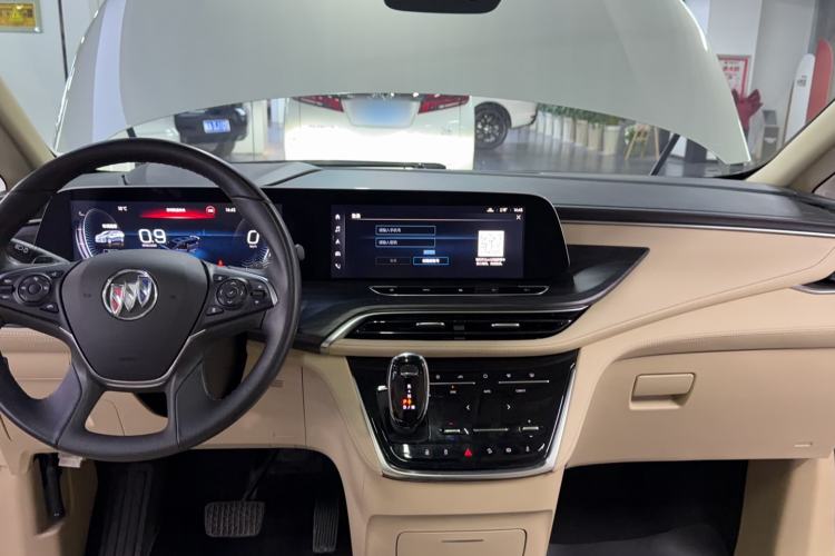 Used Buick GL8 2023 ES Lu Zun Deluxe Model Interior 1