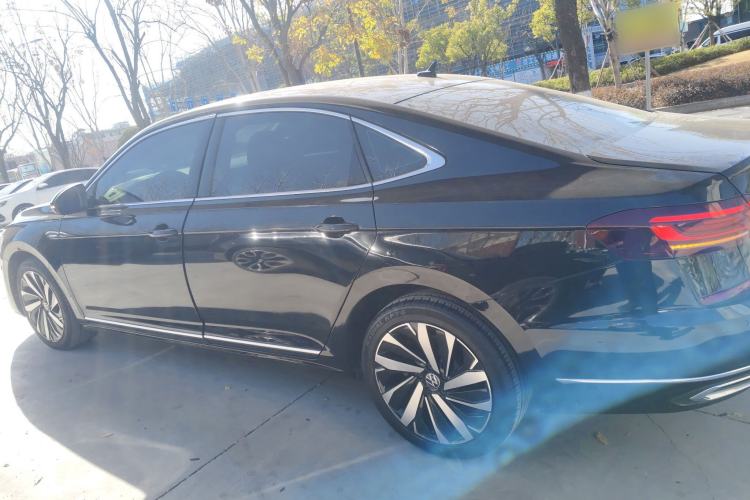 Used Volkswagen Passat 2022 330TSI Starry Elite Edition
