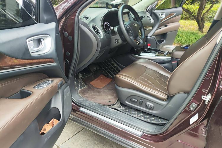 Used Infiniti QX60 2014 2.5 S/C Hybrid Two-Wheel Drive Excellence Edition
