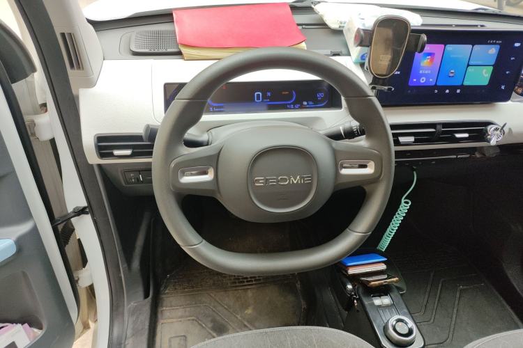 Used Geely Galaxy Panda 2024 Panda Mini 200km Endurance Bear