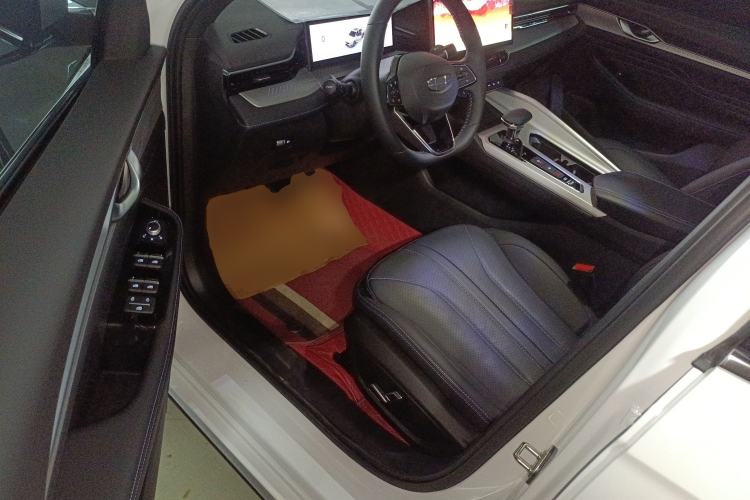 Used Geely Auto Preface 2025 Dongfang Yao 1.5TD Kunlun Edition
