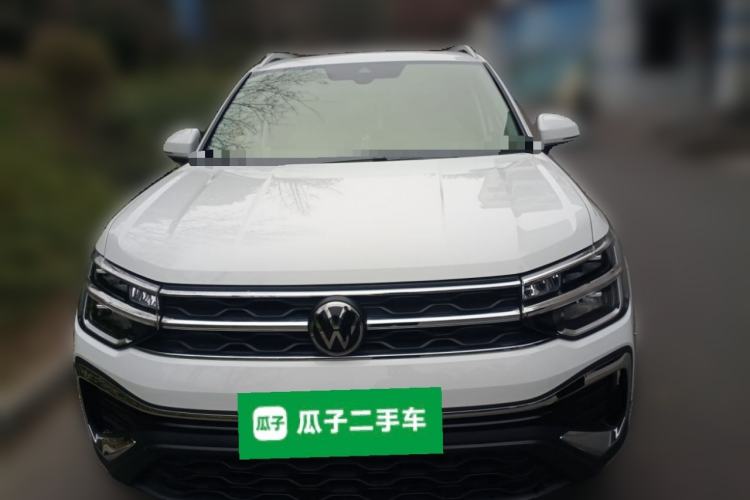 Used Volkswagen Tharu 2023 300TSI Two-Wheel-Drive Moonlight Edition Front