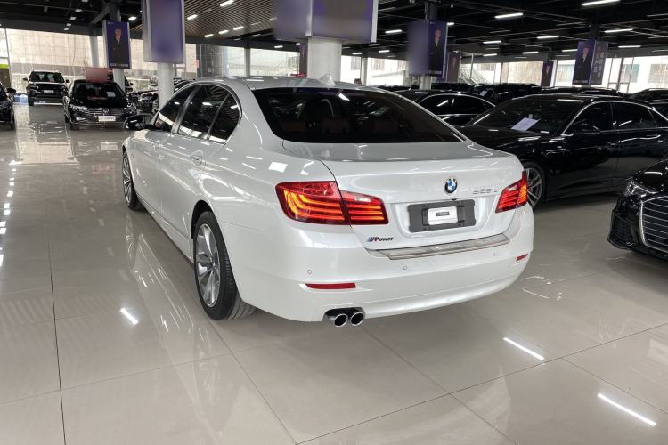 Used BMW 5 Series 2017 525Li Leading Model Exterior 3