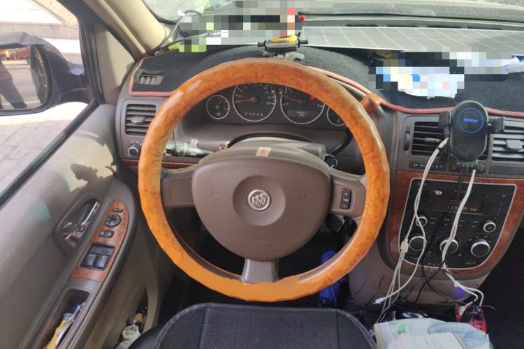 Used Buick GL8 2014 2.4L Classic Edition