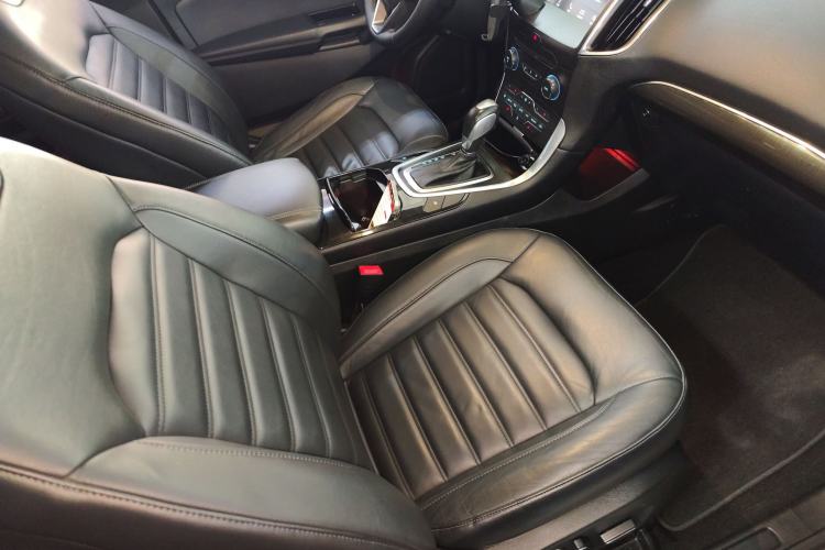 Used Ford Edge 2018 EcoBoost 245 Two-Wheel-Drive Titanium 7-Seater China V Standard Right Front Seat