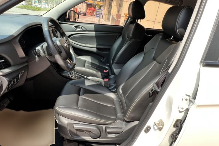 Used Land X2 2017 1.6L Automatic Sharp Edition