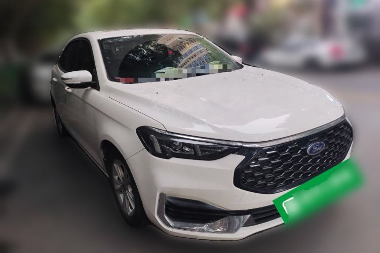 Used Ford Escort 2021 1.5L Automatic Platinum Edition
