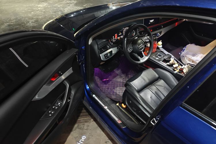 Used Audi A4L 2019 40 TFSI Fashion Edition China VI Emission Standard