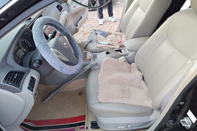 Used Nissan Sylphy 2012 1.6 XL Manual Luxury Edition
