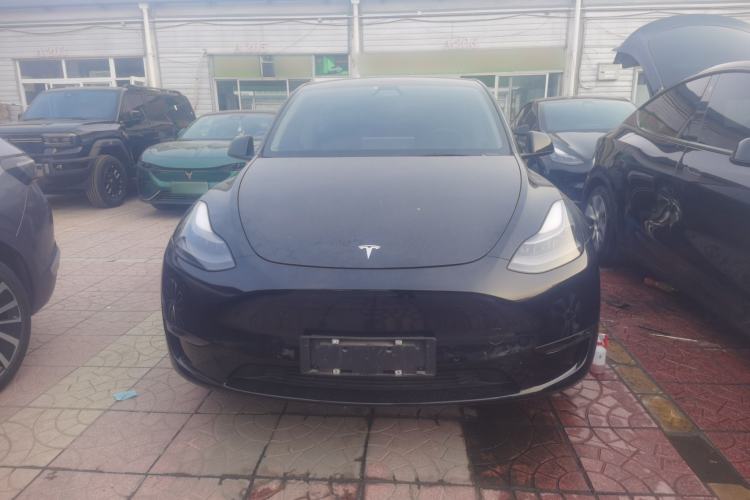 Used Tesla Model Y 2021 Long-Range All-Wheel-Drive Version 3D7 Front
