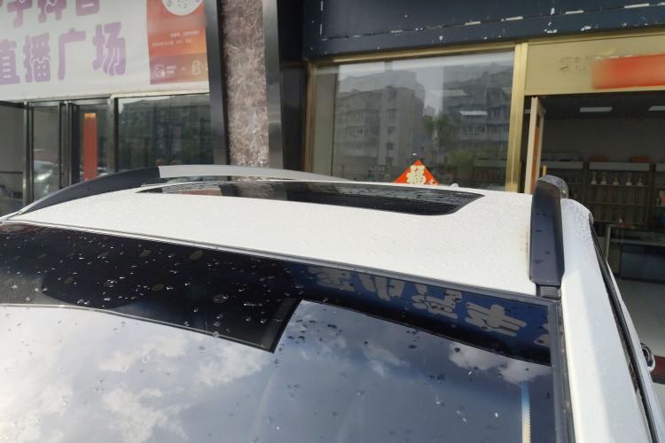 Used Baojun 560 2016 1.8L Manual Luxury Edition Roof