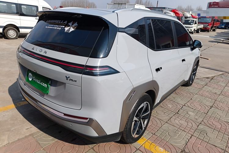 Used AION Y 2023 Younger Star Edition
