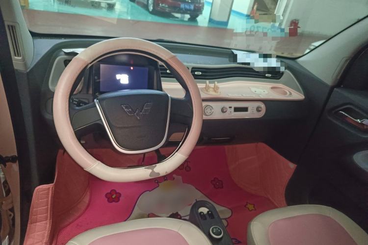 Used Wuling Hongguang MINIEV 2022 Easy Version Lithium-NMC Center Console