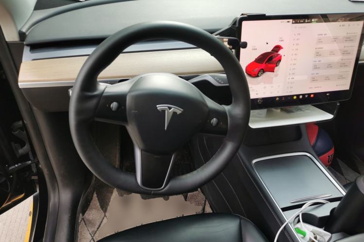 Used Tesla Model Y 2022 Rear-Wheel-Drive Version