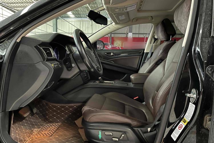 Used Hongqi H7 2018 2.0T Elite Edition
