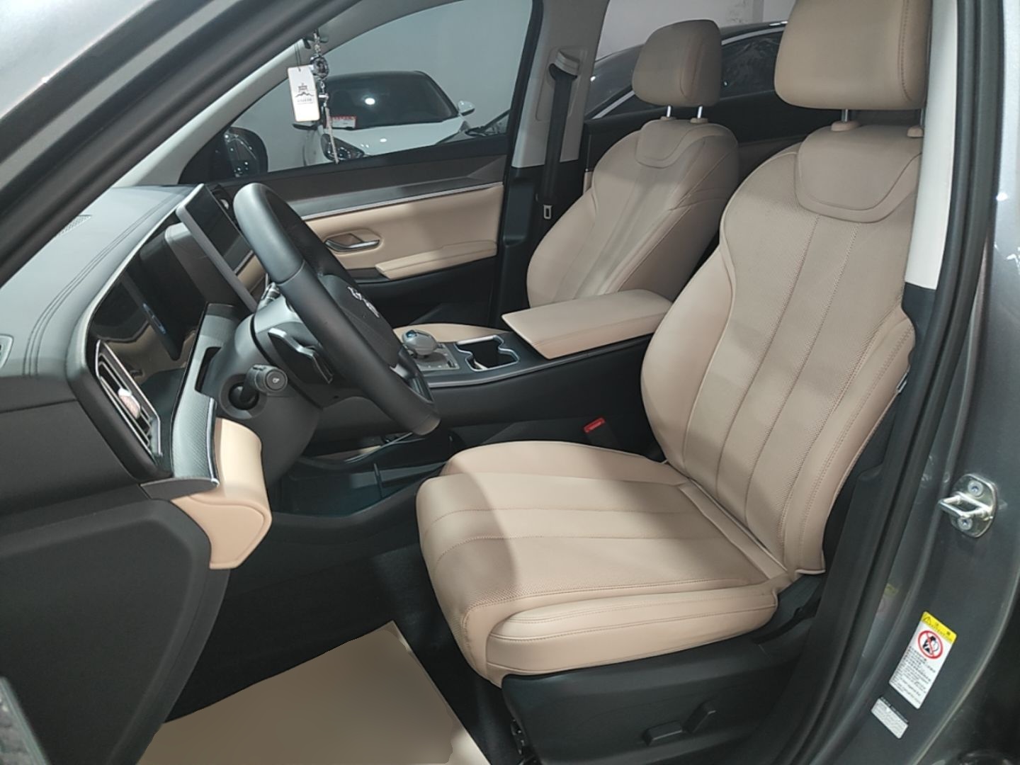 BYD Song Pro New Energy 2025 2nd Generation Intelligent Driving Version DM-i 75KM Leading Edition — снимка 17