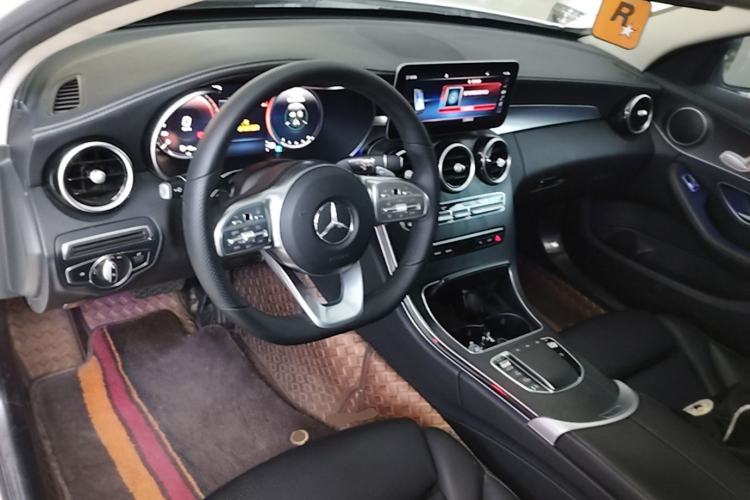 Used Mercedes-Benz C-Class 2021 C 200 L Fashion Edition Sport Version Center Console
