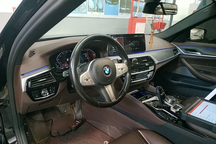 Used BMW 5 Series 2023 530Li Leading Model M Sport Package
