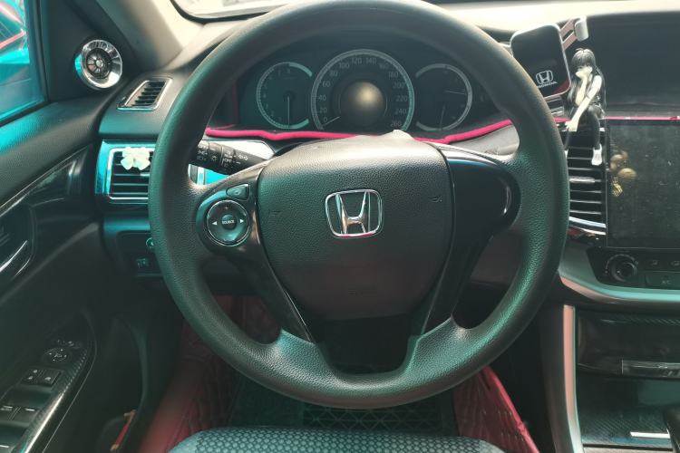 Used Honda Accord 2015 2.0L LX Comfort Edition
