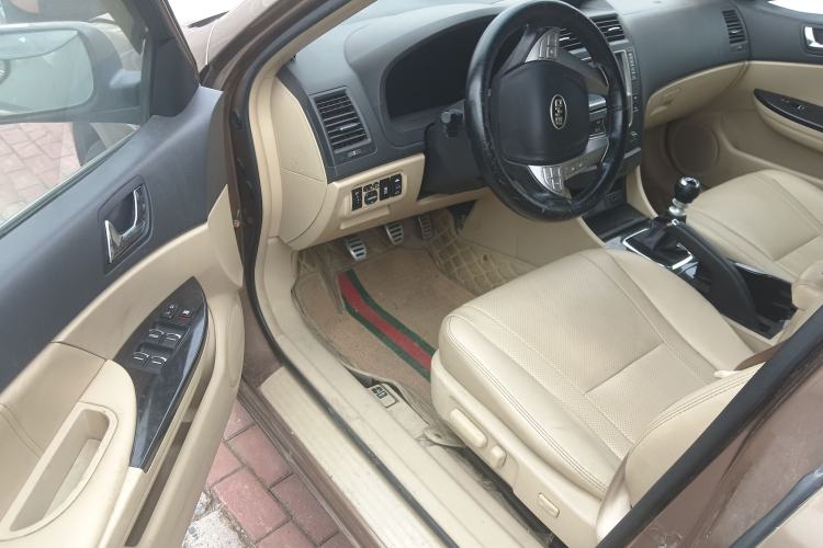 Used BYD G6 2013 1.5TI Manual Luxury Model