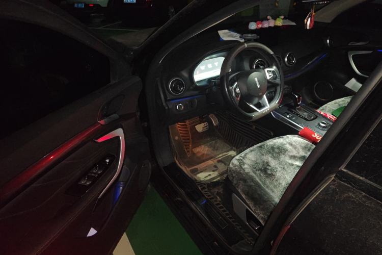 Used Wey VV7 2017 2.0T Flagship Model
