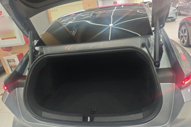 Used Nio ET5 2025 75 kWh
