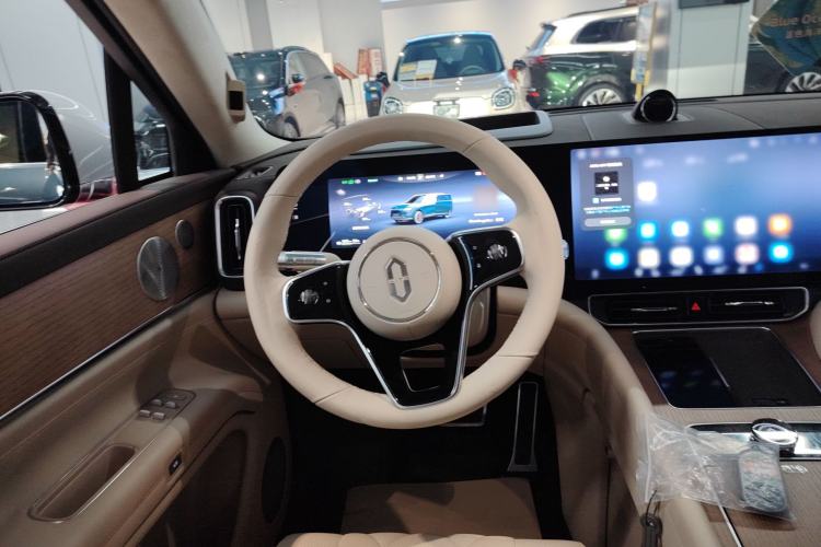 Used Hima AITO M9 2024 Range-Extended Ultra Version 42 kWh 6-Seater Model