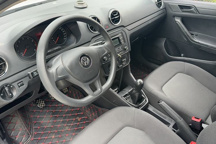 Used Volkswagen Jetta 2017 1.5L Manual Fashion Edition