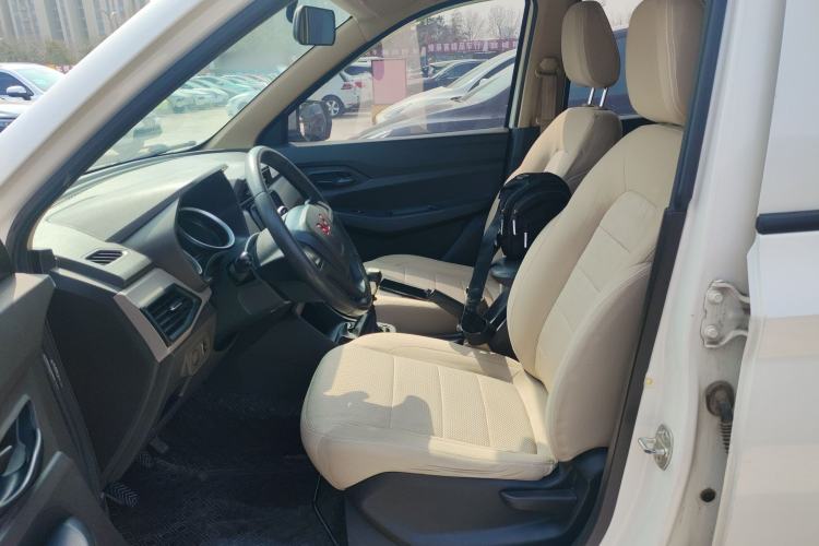 Used Wuling Hongguang 2021 1.5L S Standard Version LAR Left Front Seat