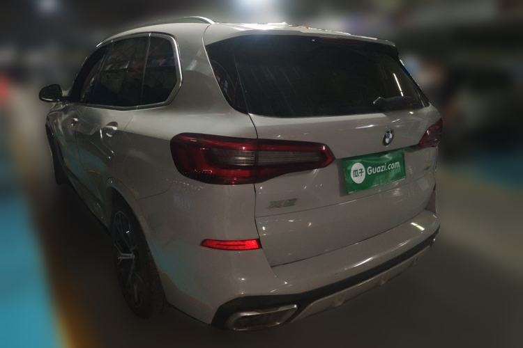 Used BMW X5 2019 xDrive40i Luxury Model with M Sport Package
