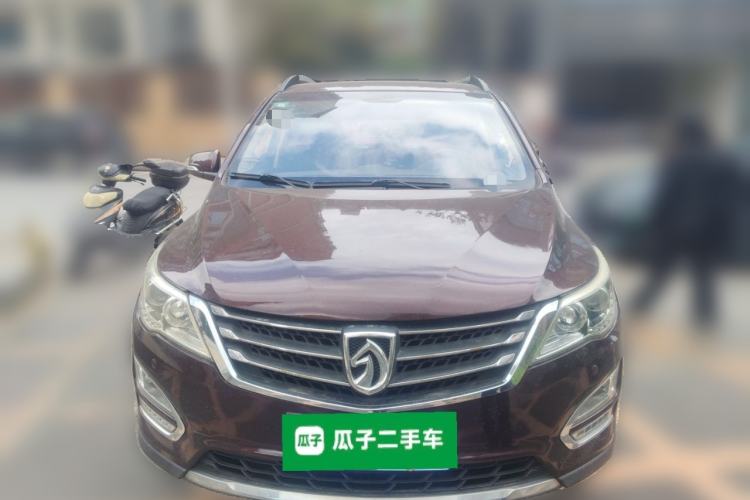 Used Baojun 560 2015 1.8L manual luxury version